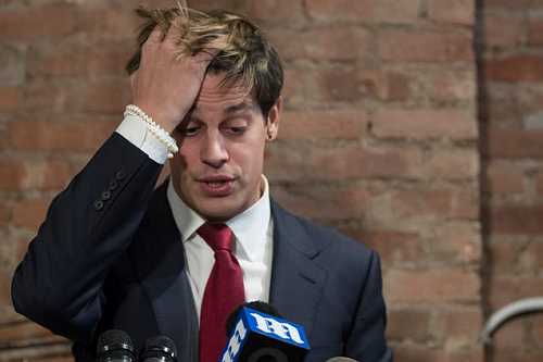 Milo Yiannopoulos Pledges Broke Phi Broke Because Karma Has Finally Decided to Come and Collect Milo Yiannopoulos Pledges Broke Phi Broke Because Karma Has Finally Decided to Come and Collect