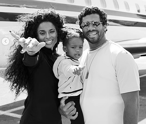'Nothing Like That Girl and Daddy Time': Russell Wilson Posts Sweet Photo of Him Swimming with His Daughter 'Nothing Like That Girl and Daddy Time': Russell Wilson Posts Sweet Photo of Him Swimming with His Daughter