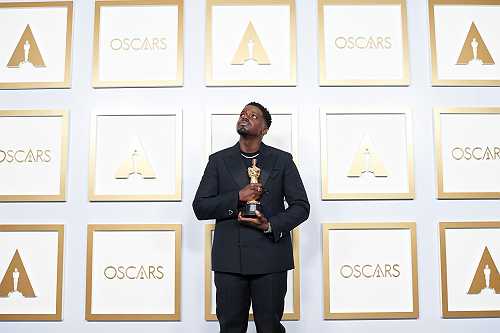Daniel Kaluuya, Fred Hampton Jr. share emotional moment at Oscars party - TheGrio