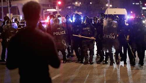 Jury Chooses To Convict Ex-St. Louis Police Officer in Brutal Beating of Undercover Black Cop