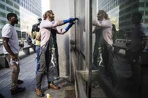 Mural of Ex-Inmates Seeks Public Input on Mass Incarceration