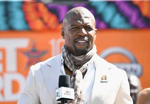 Former ‘Cosby Show’ Star Geoffrey Owens’ Story Moves Terry Crews, Jackée Harry and Other Celebs to Share How They Paid Bills Between Gigs
