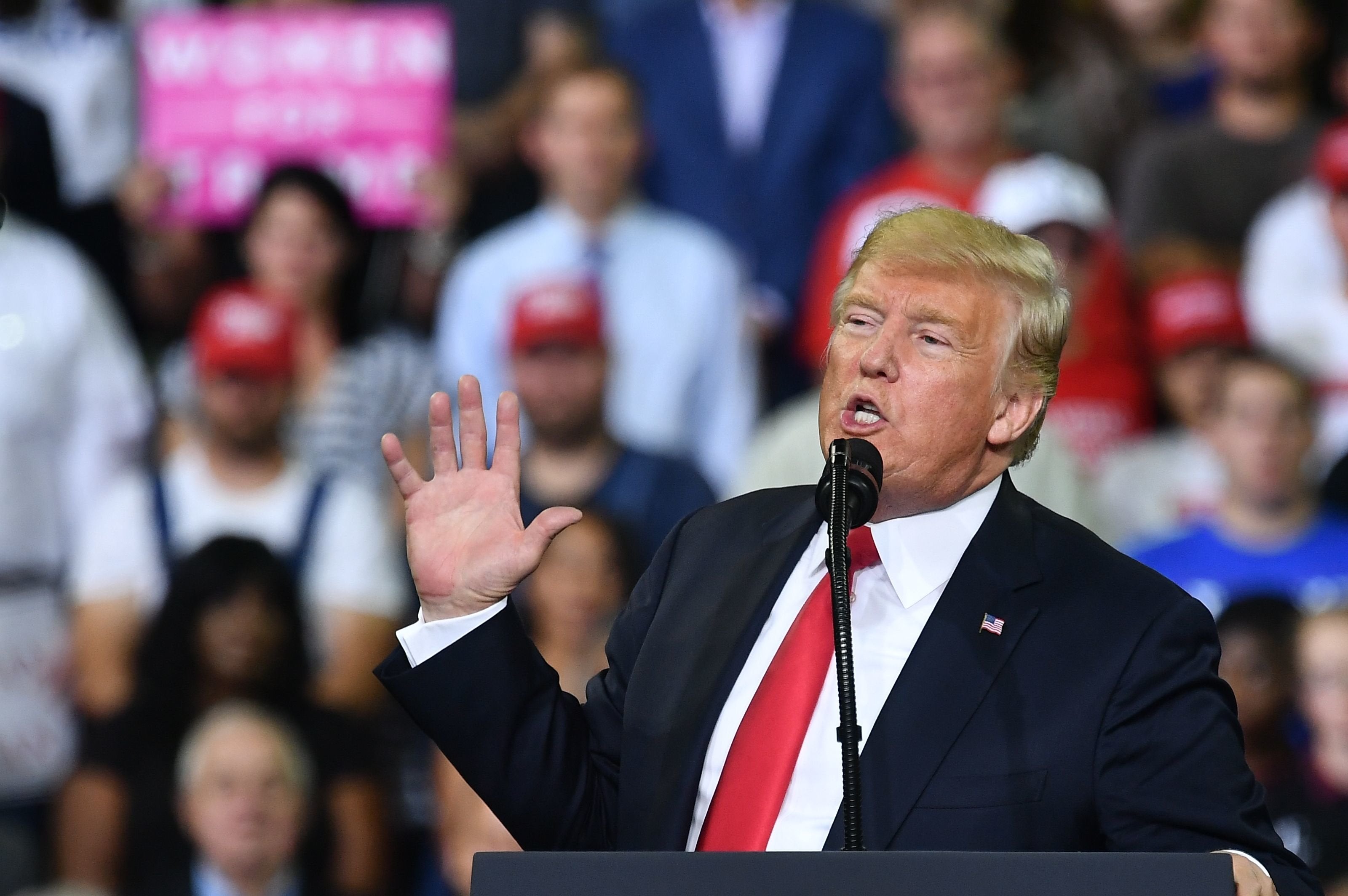 The Trump White House's Intern Program Is Seriously Lacking Diversity. Again.