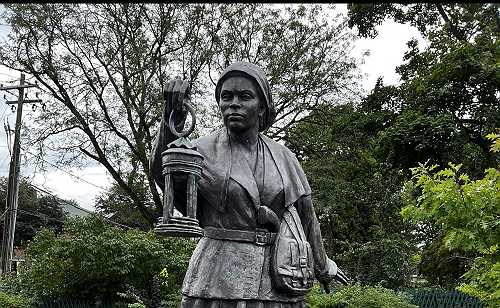 Harriet Tubman earns general's star for combat leadership