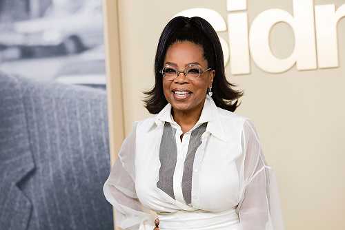 Oprah Winfrey launches new podcast and book club selection