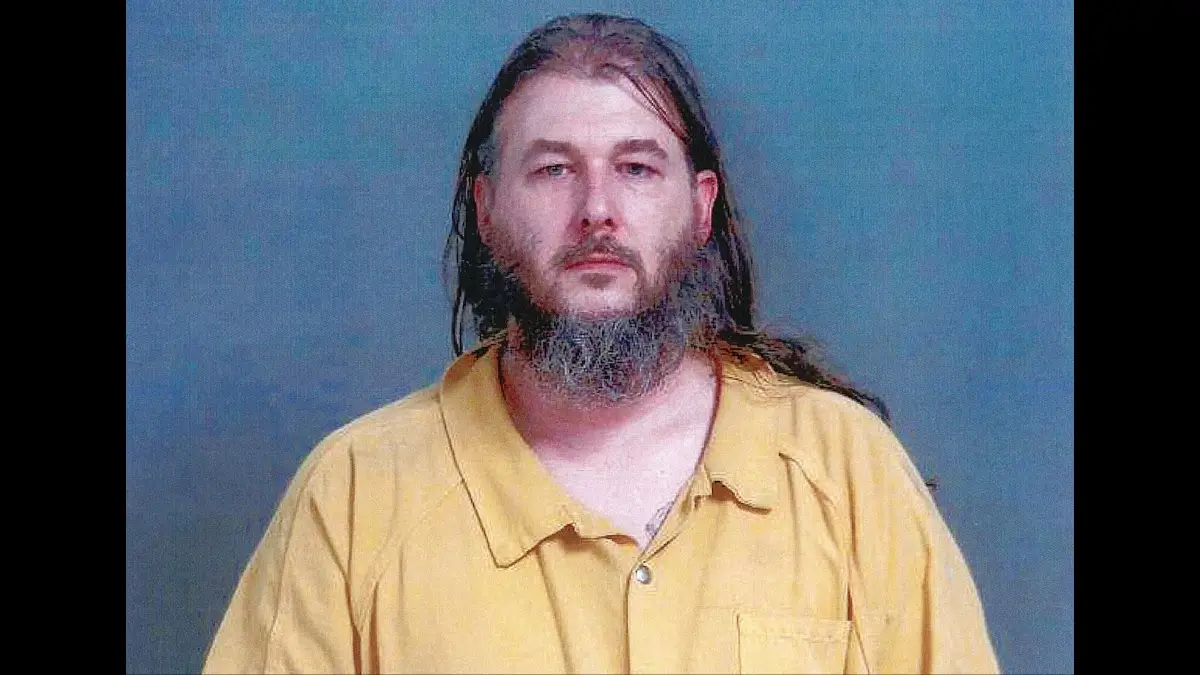 'Burn This B***h to the Ground': Michigan Father Who Threatened to Set Fire to Daughter's School During Racist Rant Receives No Jail Time