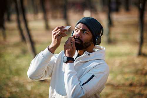 Best Practices for Wearing Contact Lenses During Sports: How to Keep Your Vision Clear and Safe. Best Practices for Wearing Contact Lenses During Sports: How to Keep Your Vision Clear and Safe.