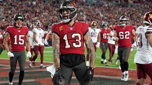 Mike Evans continues rivalry with Marshon Lattimore with 1-yard TD catch