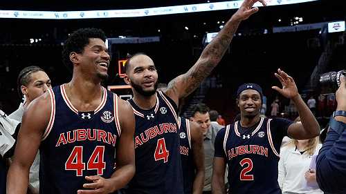 Auburn No. 1 in AP men's Top 25 after Vols lose