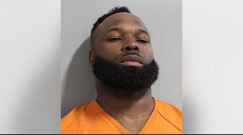 Ex-NFL Linebacker Adarius Taylor Arrested After Leaving 6-Year-Old in Car During Prostitution Sting