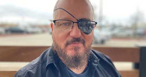 Trump's pardon attorney discussed pardoning final Jan. 6 defendants — including Oath Keepers' Stewart Rhodes, lawyer says