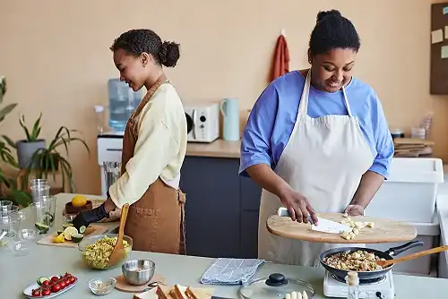 Ancient cooking methods are quietly replacing modern food